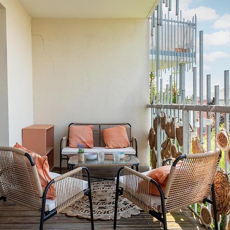 Ferienwohnung T3 Avec Terrasse Et Parking, A Proximite De L'Aeroport Et D'Airbus Toulouse Exterior foto